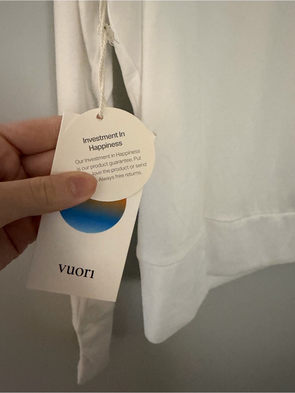 Vuori NWT Daydream Long Sleeve Crew in White Size Medium - Picture 7 of 8